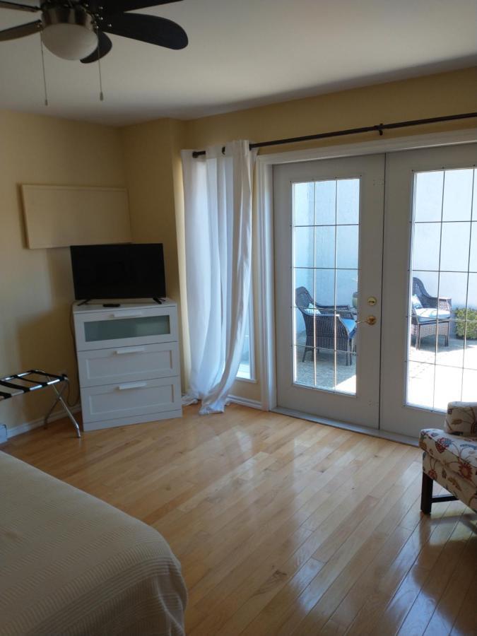 تشيماينوس By The Bay Lavender Villa المظهر الخارجي الصورة